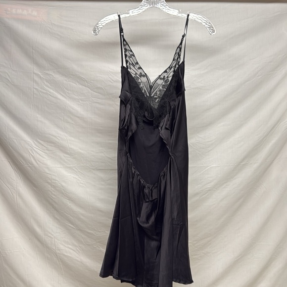 Elegant Black Lace Slip Dress - Picture 2 of 6